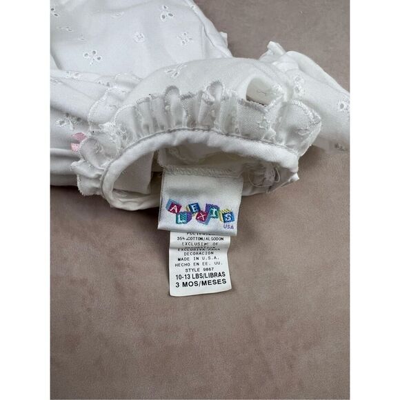 Vintage White Eyelet Girls Dress Size 3 Months 1990s Smocked Preppy - Picture 3 of 4